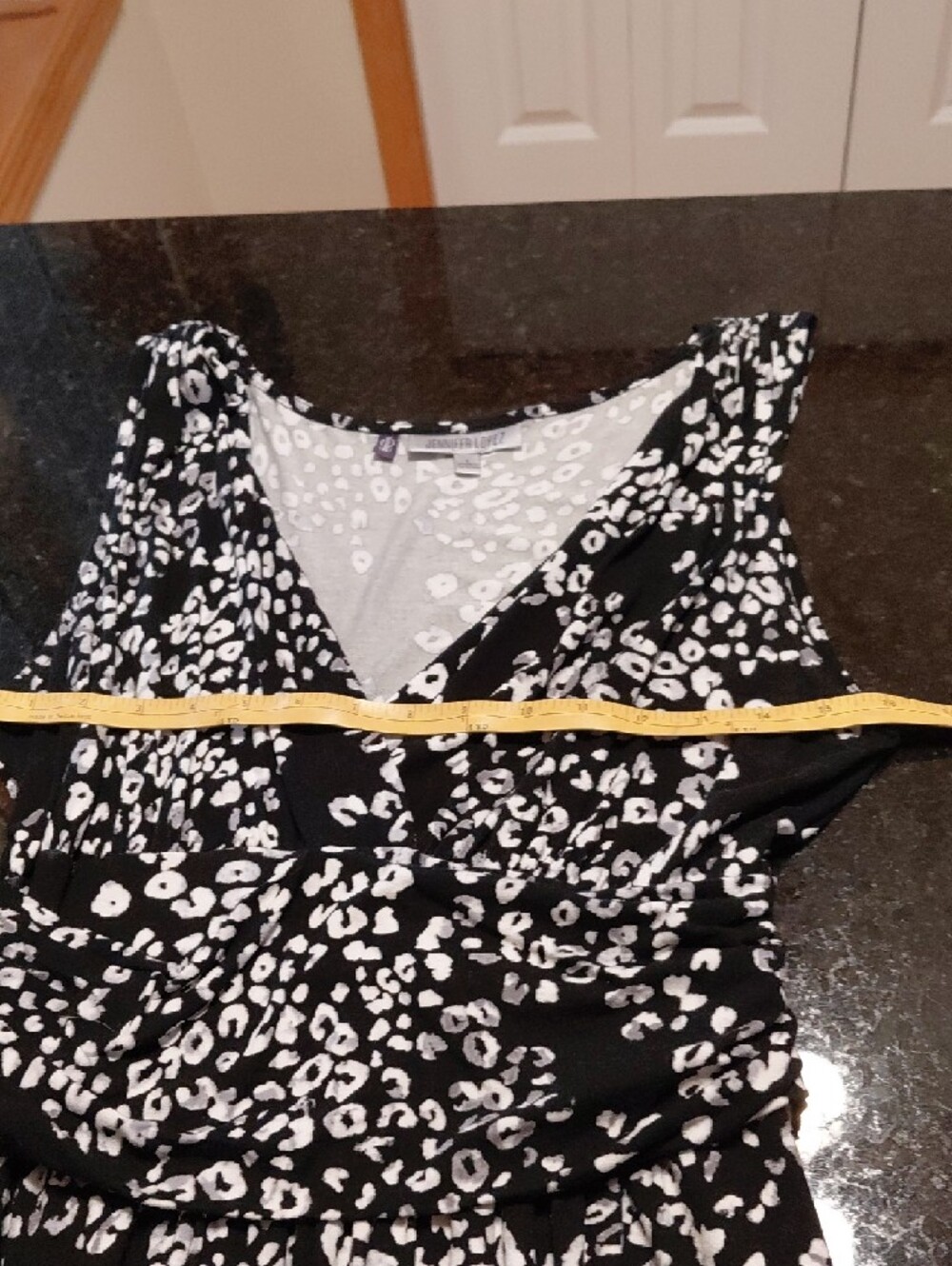 Jennifer Lopez Black & White Floral V‑Neck Maxi Dress Sz L - Picture 6 of 8